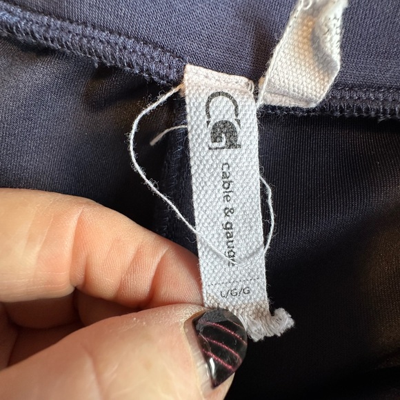 Cable & Gauge Navy cropped Pants - Picture 5 of 10